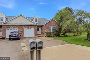 309 Brookline Dr, Charles Town, WV 25414 - Photo 48