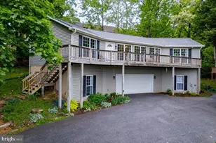 45 Carter Ln, Harpers Ferry, WV 25425 - Photo 2