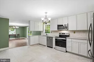 32 7th St, Shenandoah Junction, WV 25442 - Photo 8