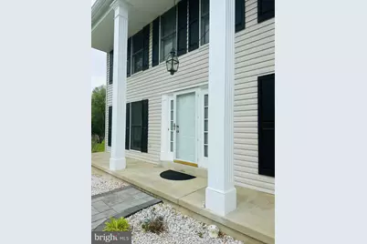 91 Prides Crossing, Shenandoah Junction, WV 25442 - Photo 2