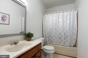 225 Cedar Creek Dr, Harpers Ferry, WV 25425 - Photo 12