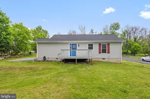 225 Cedar Creek Dr, Harpers Ferry, WV 25425 - Photo 16
