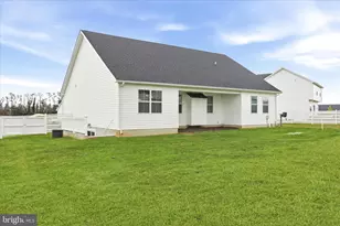 202 Naples Wy, Charles Town, WV 25414 - Photo 6