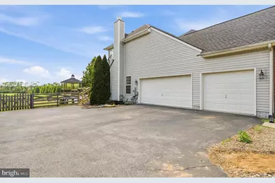 300 Spruce Hill Way, Charles Town, WV 25414 - Photo 74
