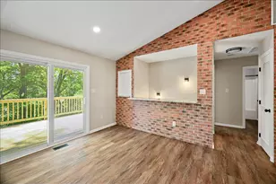 291 Riverview Dr, Harpers Ferry, WV 25425 - Photo 12