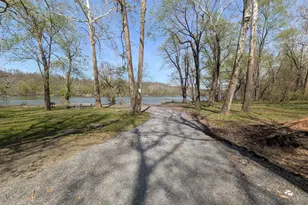 291 Riverview Dr, Harpers Ferry, WV 25425 - Photo 56