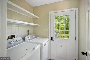 291 Riverview Dr, Harpers Ferry, WV 25425 - Photo 26