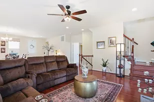 241 Courier Dr, Charles Town, WV 25414 - Photo 6