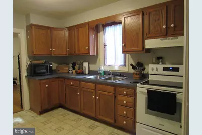 203 W 5th Avenue, Ranson, WV 25438 - Photo 14