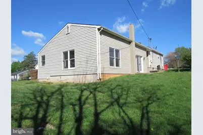 203 W 5th Avenue, Ranson, WV 25438 - Photo 4