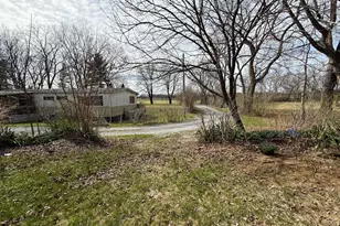 376 Logie Ln, Kearneysville, WV 25430 - Photo 4