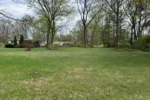 376 Logie Ln, Kearneysville, WV 25430 - Photo 2