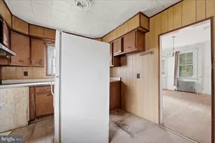 309 W Academy St, Charles Town, WV 25414 - Photo 12