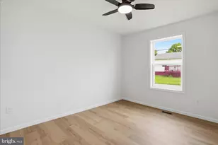 304 E 11th Ave, Ranson, WV 25438 - Photo 18