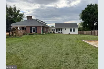 297 Euclid Avenue, Charles Town, WV 25414 - Photo 2