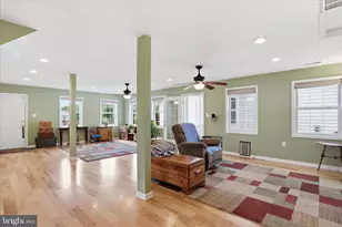 297 Euclid Ave, Charles Town, WV 25414 - Photo 10