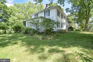 432 S Church St, Shepherdstown, WV 25443 - Photo 2