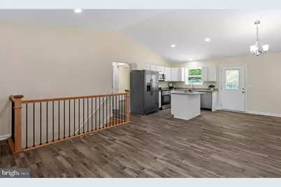 292 Dawn Lane, Harpers Ferry, WV 25425 - Photo 2
