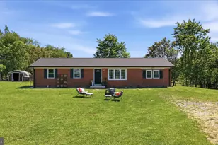 1381 Leetown Rd, Summit Point, WV 25446 - Photo 6