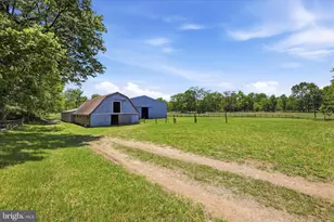 1381 Leetown Rd, Summit Point, WV 25446 - Photo 64