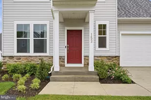 152 National St, Ranson, WV 25438 - Photo 4