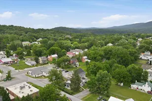 35 Paul Courtney Dr, Harpers Ferry, WV 25425 - Photo 34