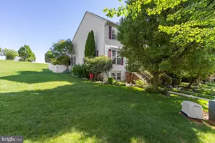 171 Riparian Ln, Ranson, WV 25438 - Photo 4