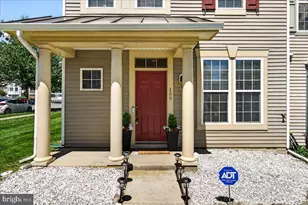 100 Davis St, Charles Town, WV 25414 - Photo 36