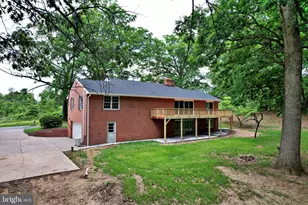7627 Summit Point Rd, Charles Town, WV 25414 - Photo 6