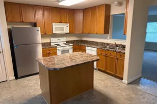48 Holmes Dr, Charles Town, WV 25414 - Photo 2