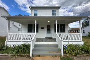 311 N Lawrence St, Charles Town, WV 25414 - Photo 2