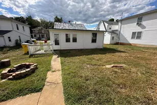 311 N Lawrence St, Charles Town, WV 25414 - Photo 22