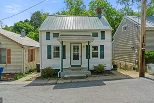 114 College St, Shepherdstown, WV 25443 - Photo 1