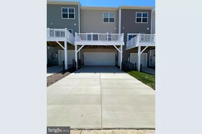 145 Swan Field Ave, Ranson, WV 25438 - Photo 2