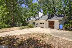625 Gray Fox Rd, Harpers Ferry, WV 25425 - Photo 2