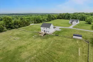 32 Trophy Ct, Kearneysville, WV 25430 - Photo 16