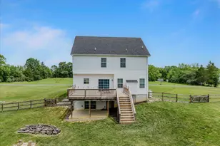 32 Trophy Ct, Kearneysville, WV 25430 - Photo 6