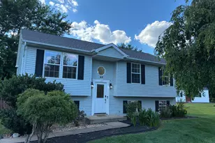 53 Bugs Ct, Ranson, WV 25438 - Photo 2