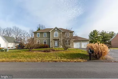 180 Muirfield Court, Charles Town, WV 25414 - Photo 2