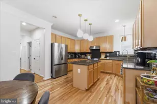 82 Braddock St, Charles Town, WV 25414 - Photo 16