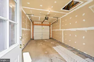 18 Davis St, Charles Town, WV 25414 - Photo 40