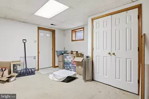 225 Mountain View Dr, Harpers Ferry, WV 25425 - Photo 36