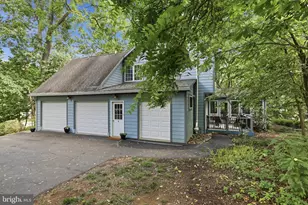 63 Hackberry Cir, Shepherdstown, WV 25443 - Photo 48
