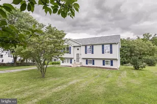 98 Rex Dr, Ranson, WV 25438 - Photo 4