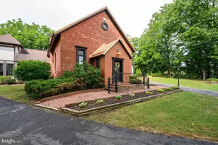 15376 Charles Town Rd, Charles Town, WV 25414 - Photo 4