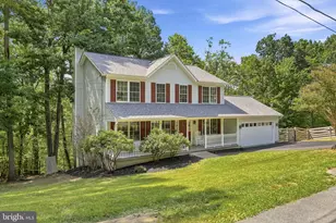 152 White Oak Ct, Harpers Ferry, WV 25425 - Photo 1