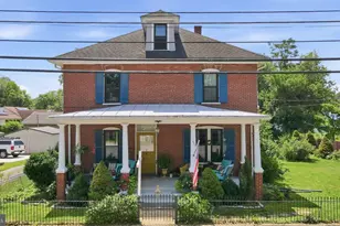333 E 1st Ave, Charles Town, WV 25414 - Photo 2