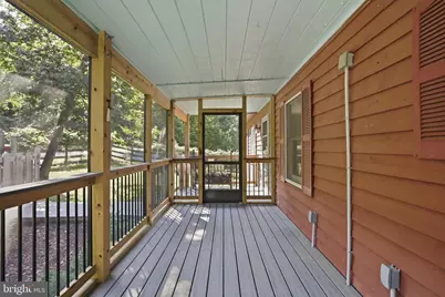 253 Persimmon Pear Lane, Harpers Ferry, WV 25425 - Photo 6