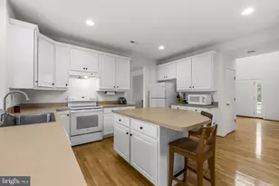 192 Matchbox Ct, Ranson, WV 25438 - Photo 2