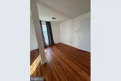400 E Washington Street #4, Charles Town, WV 25414 - Photo 2